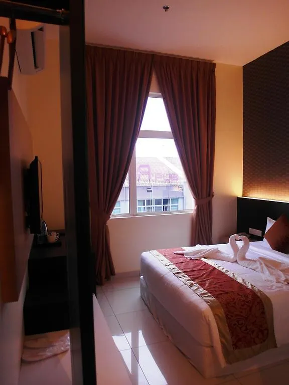 Supreme Hotel Malacca 3*,