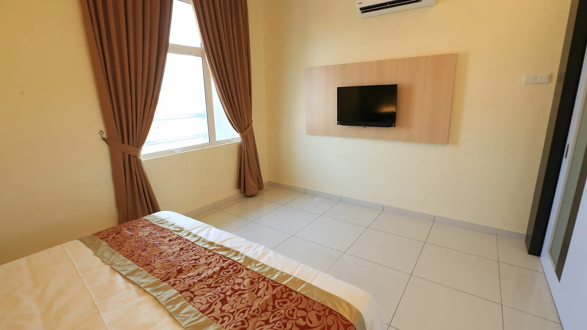 Supreme Hotel Malacca 3*,
